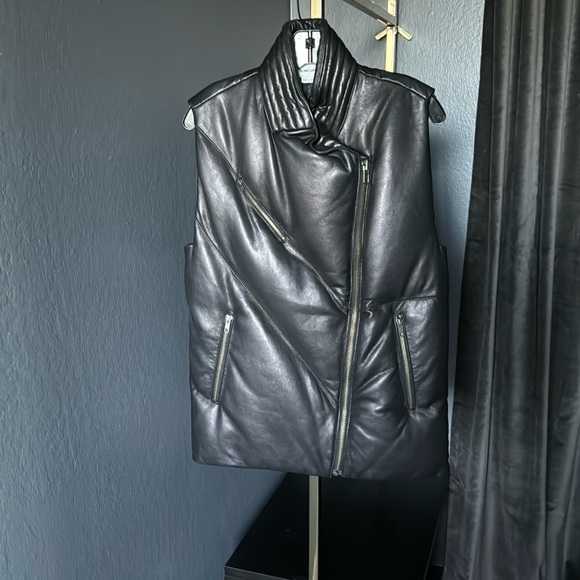 Helmut Lang women’s Black Oversized Leather Dawn Puffer Jacket/Vest Size P/S NWT - Picture 2 of 12